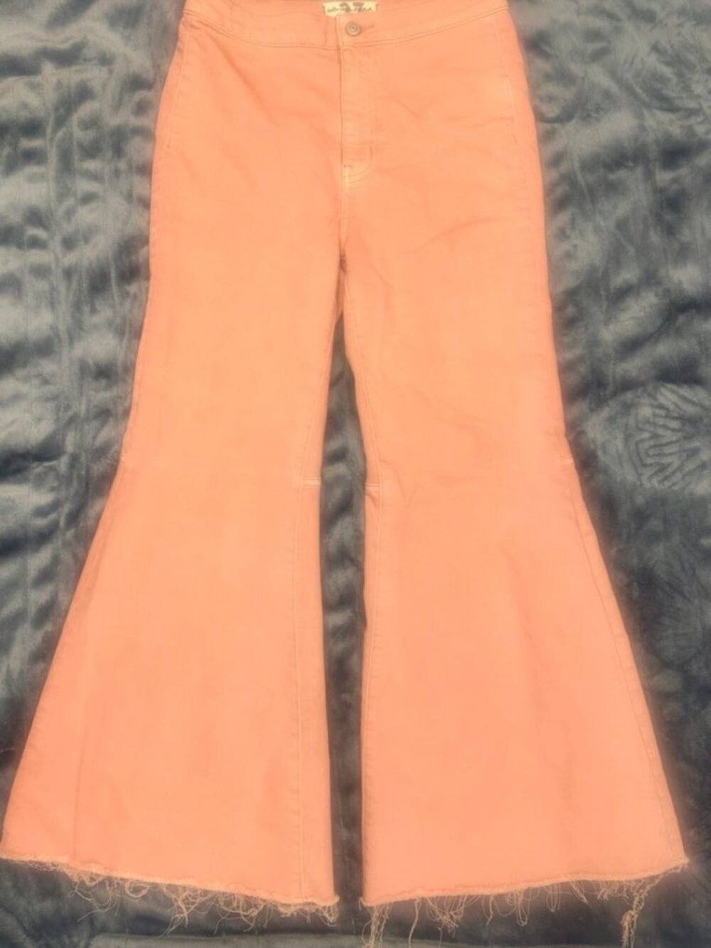 We The Free by Free People Raw Hem Flare Jeans | Size 27 | Pink (salmon)